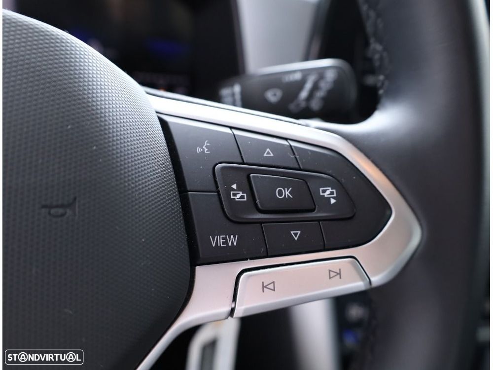 VW T-Roc 1.0 TSI Life - 23