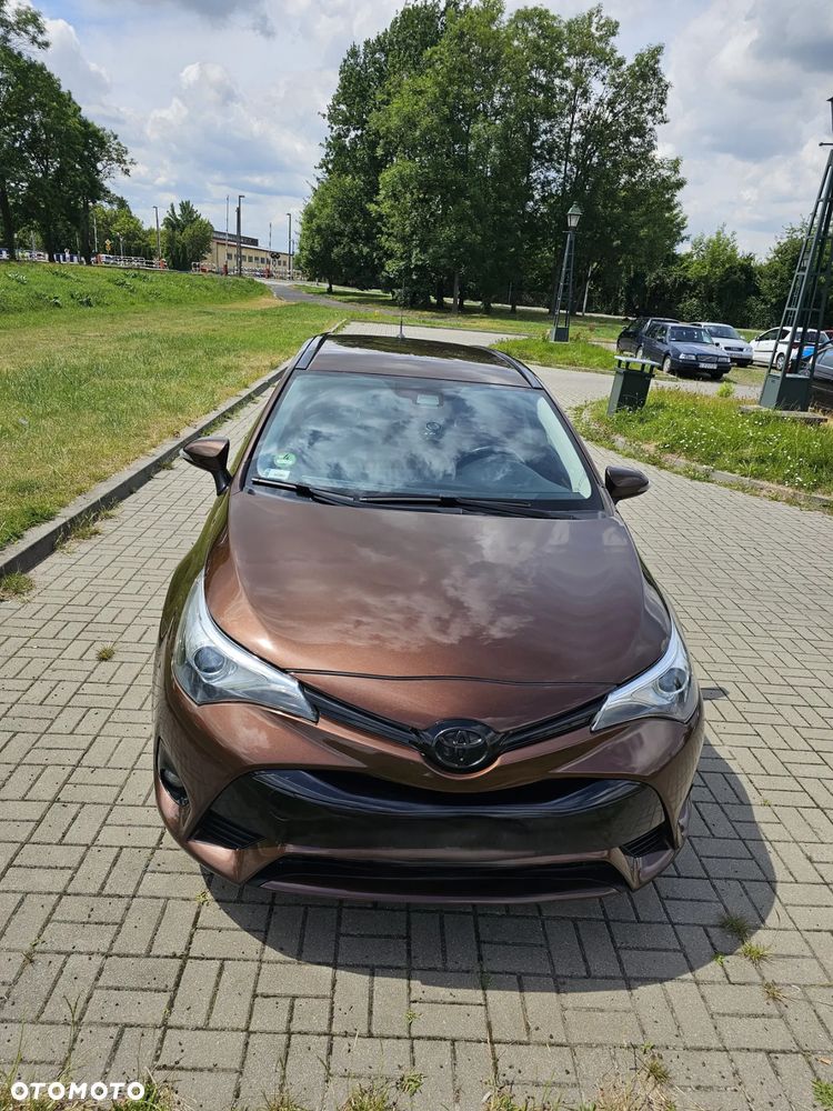 Toyota Avensis - 3