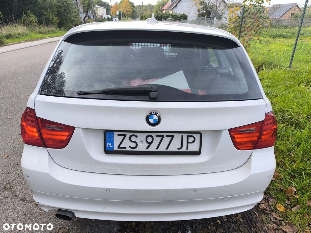 BMW Seria 3 2012 photo 5