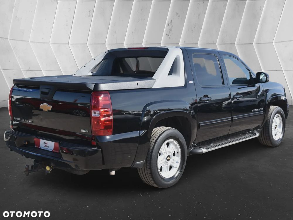 Chevrolet Avalanche - 9