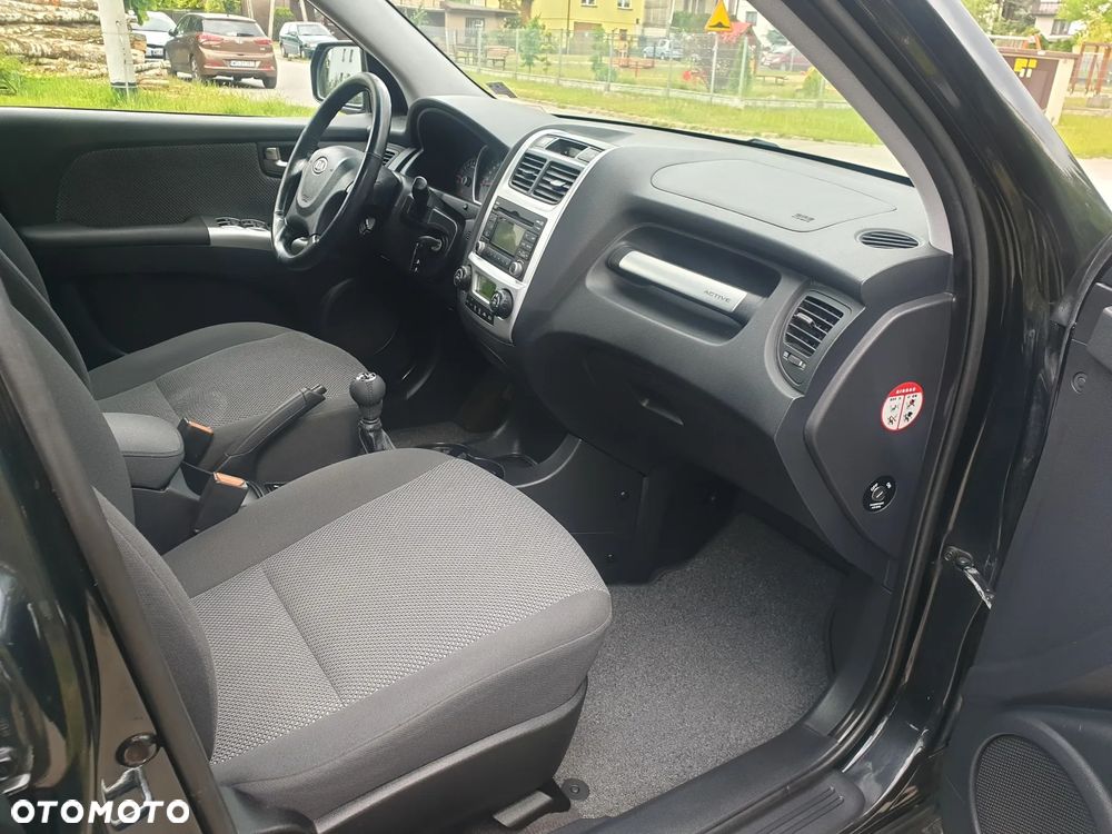 Kia Sportage 2.0 LX - 8
