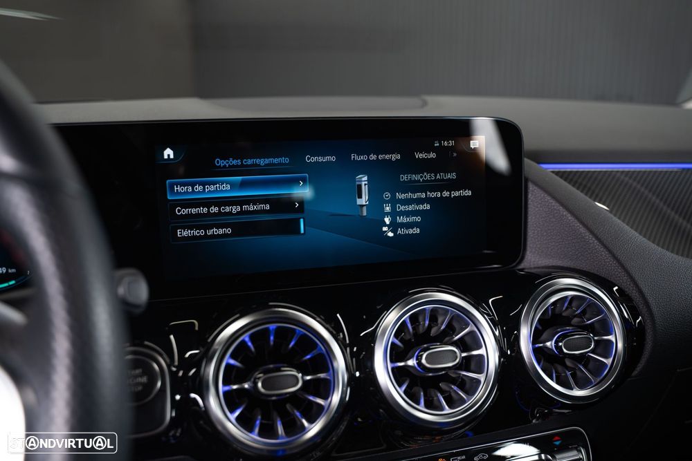 Mercedes-Benz GLA 250 e 8G-DCT AMG Line - 31