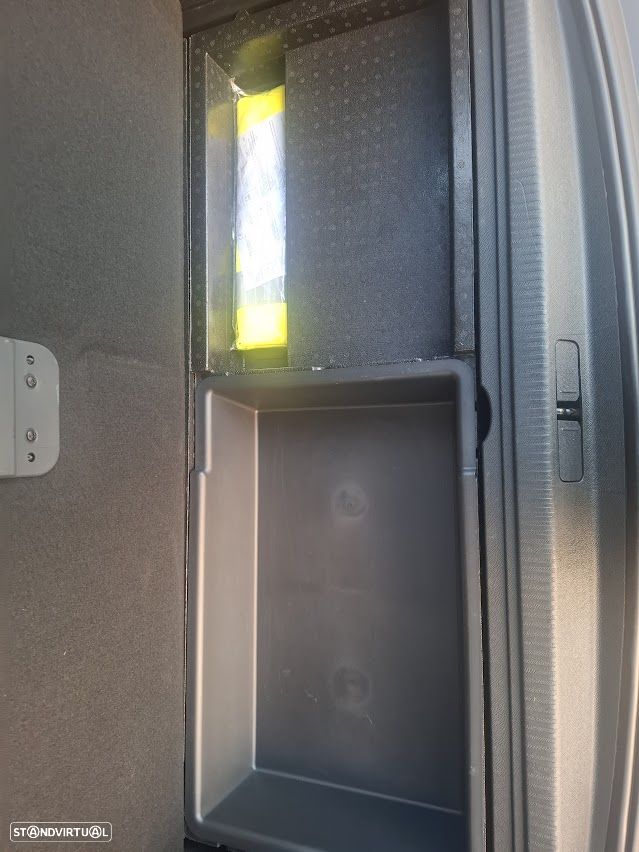 Peugeot 3008 1.6 Hybrid Allure e-EAT8 - 46