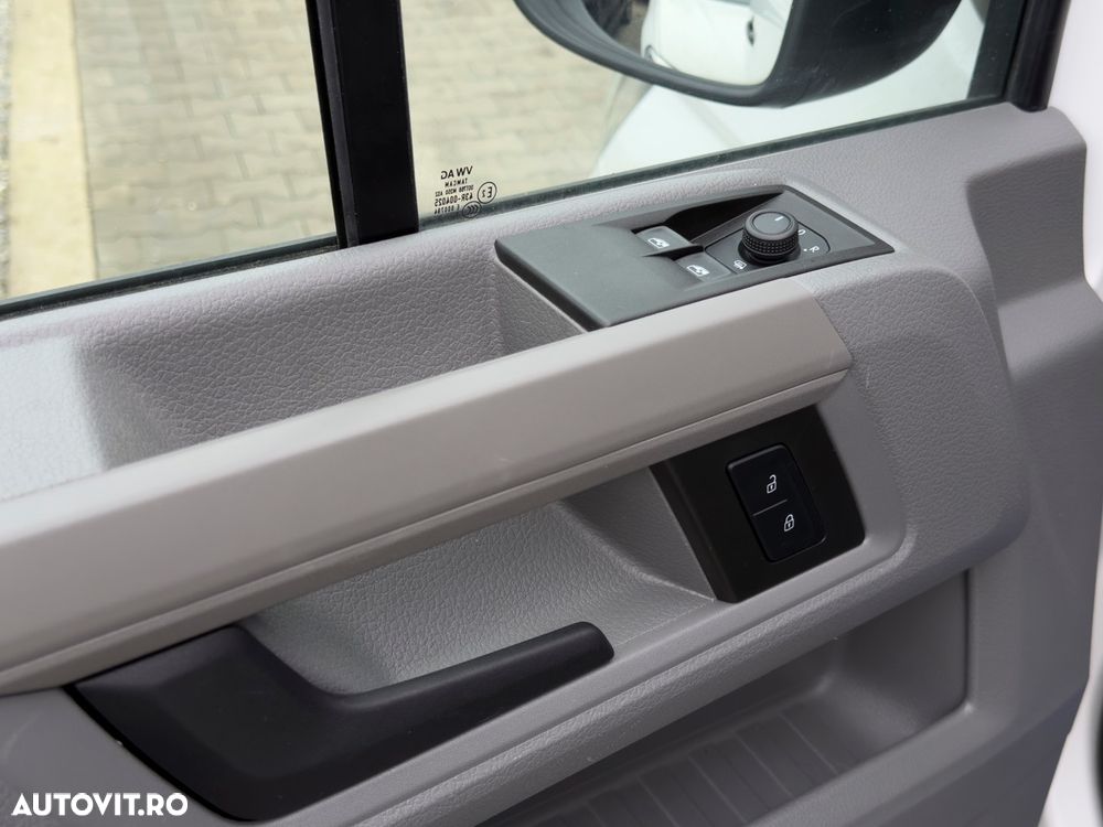 Volkswagen Crafter - 11