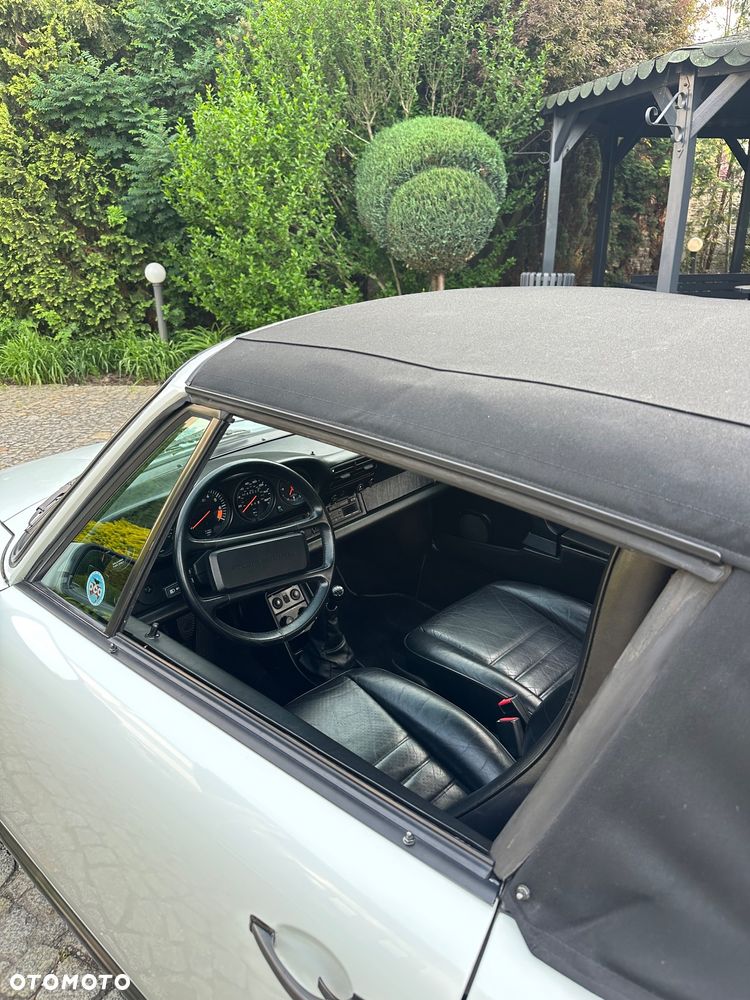 Porsche 911 - 32