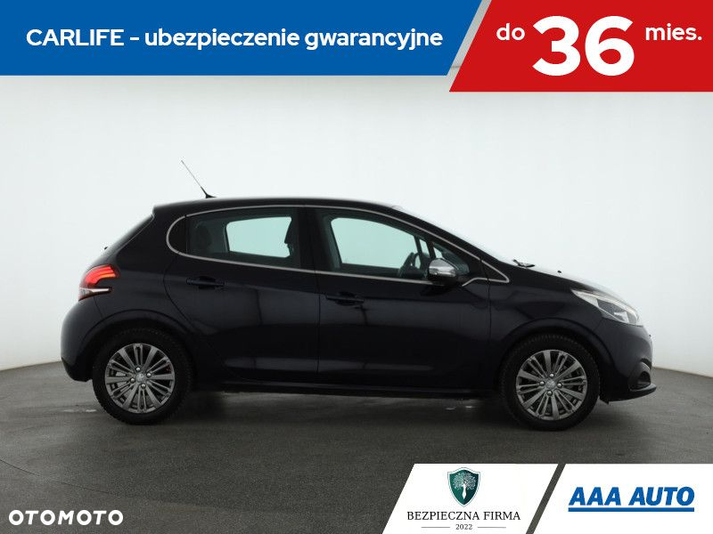 Peugeot 208 - 7