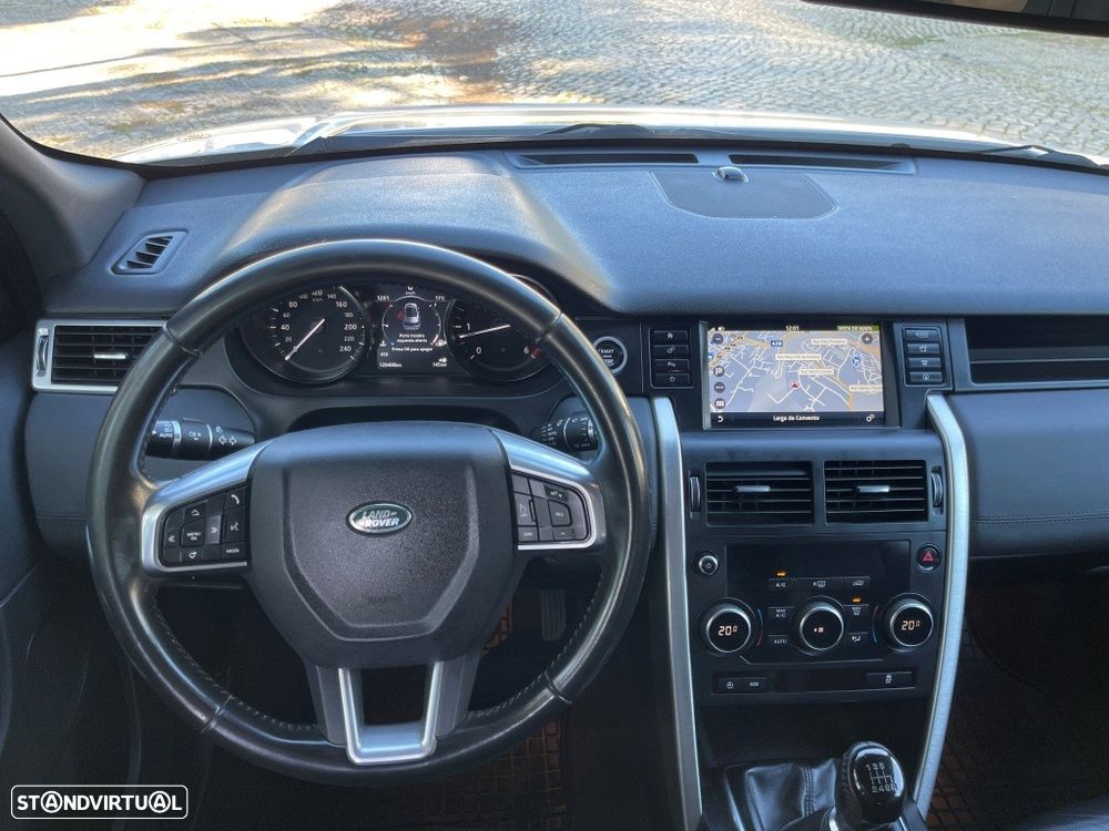 Land Rover Discovery Sport 2.0 TD4 HSE Luxury - 22