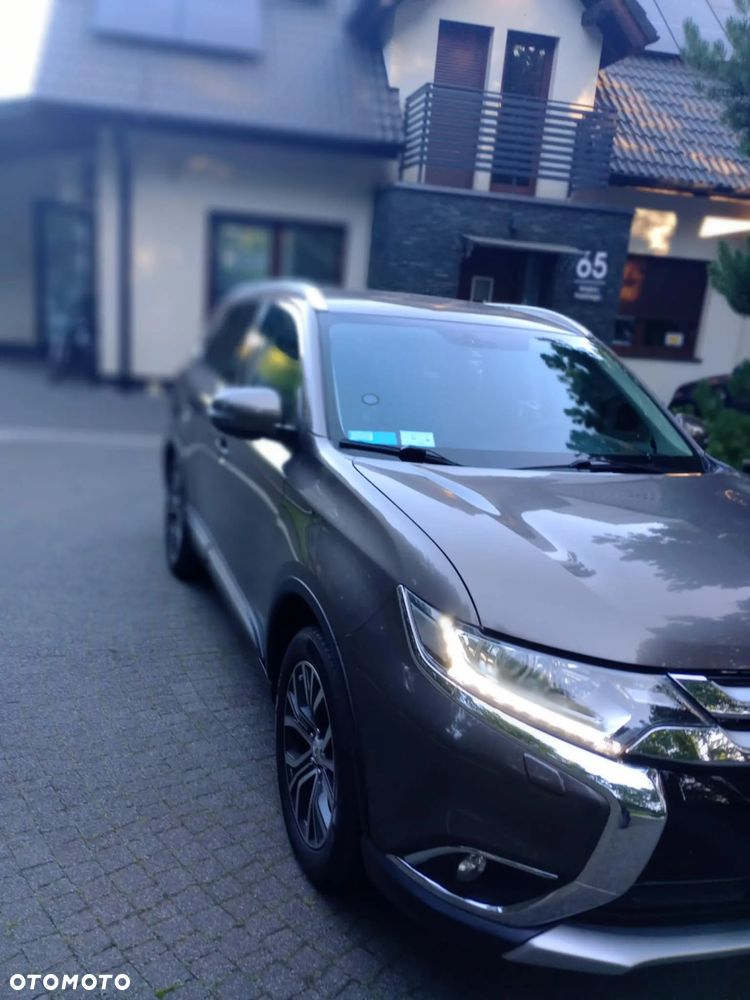 Mitsubishi Outlander 2.0 2WD CVT Diamant Edition - 3