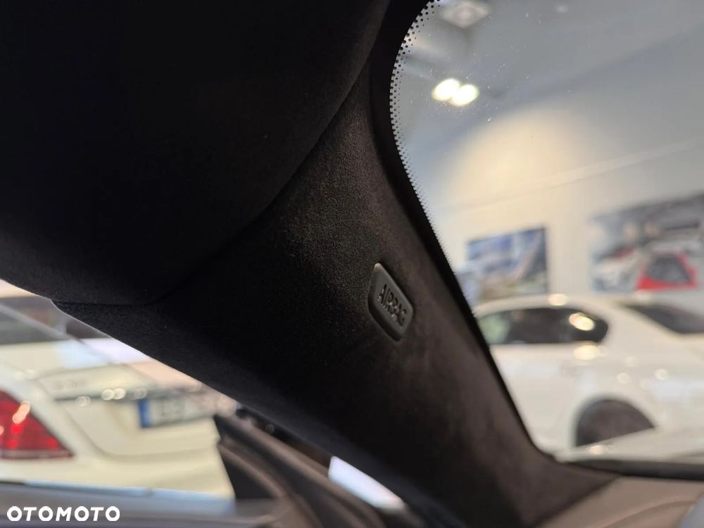 BMW M8 Competition - 16