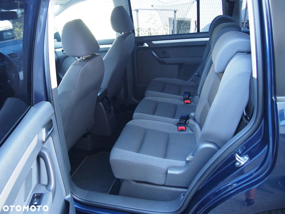 Volkswagen Touran 1.6 TDI DPF BlueMot Comfortline - 8