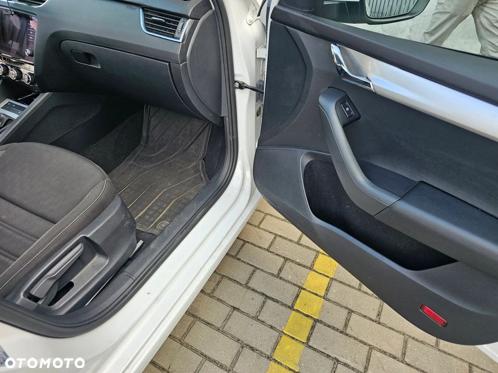 Skoda Octavia 1.6 TDI SCR Ambition - 15