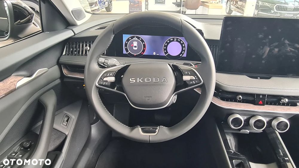 Skoda Superb 2.0 TSI L&K DSG - 20