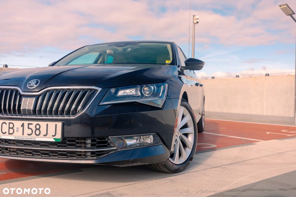 Skoda Superb 2018 photo 4
