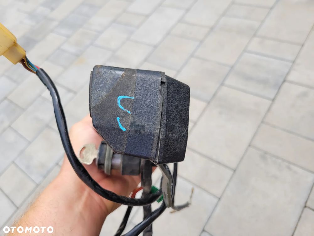 Licznik, zegar, prędkościomerz, stacyjka Suzuki GN 125 1983 - 9