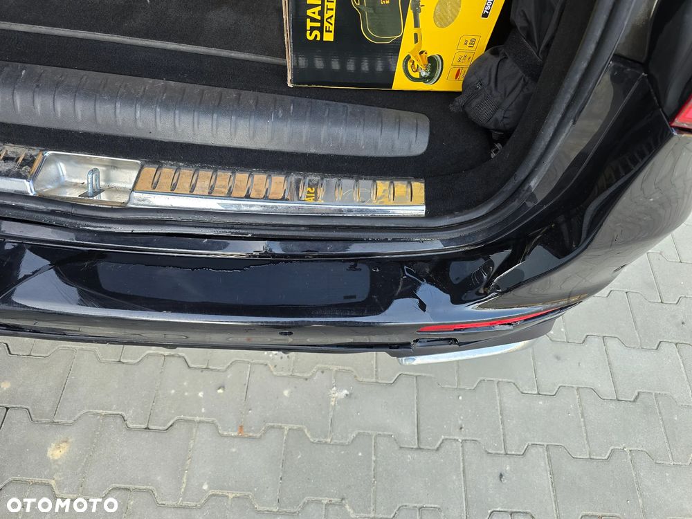 Mercedes-Benz Klasa E - 9