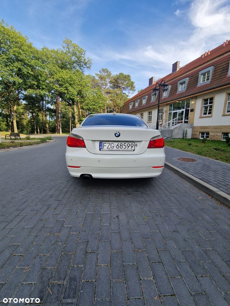 BMW Seria 5 520i Edition Exclusive - 15