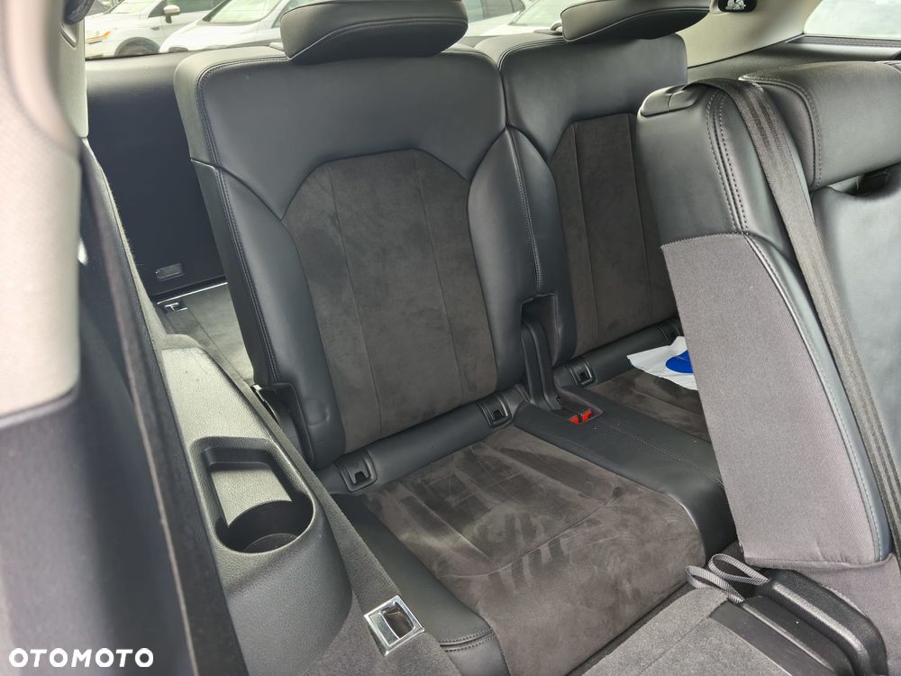 Audi Q7 3.0 TDI ultra Quattro Tiptronic - 22