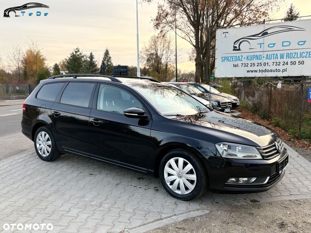 Volkswagen Passat 1.6 TDI DPF BlueMot Highline - 9