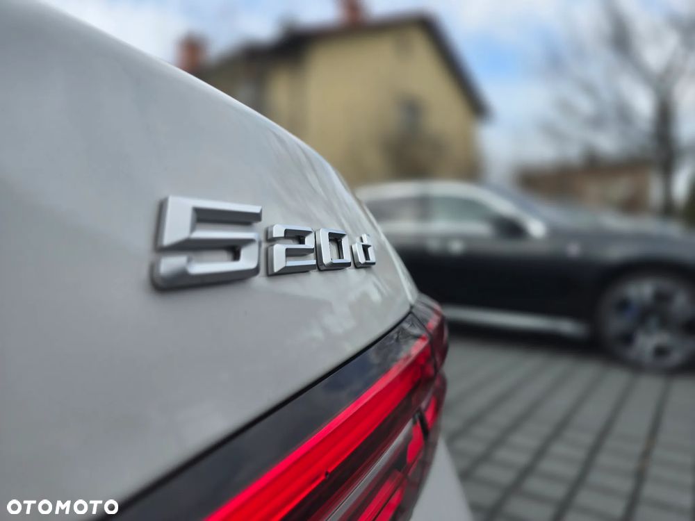 BMW Seria 5 520d xDrive mHEV M Sport - 26