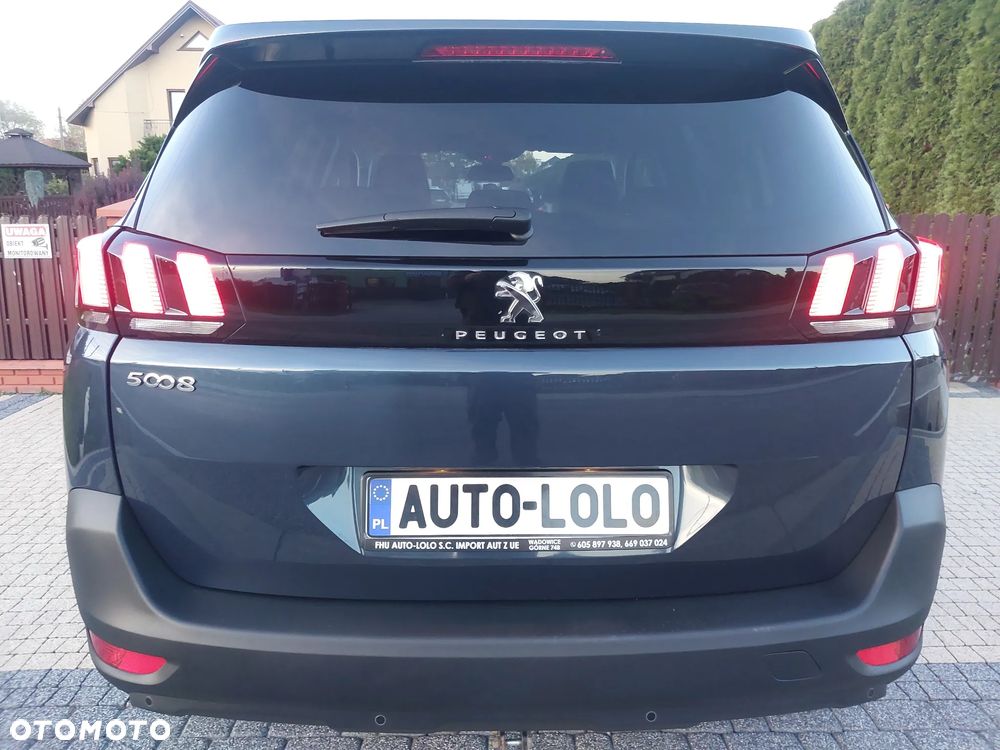 Peugeot 5008 - 6