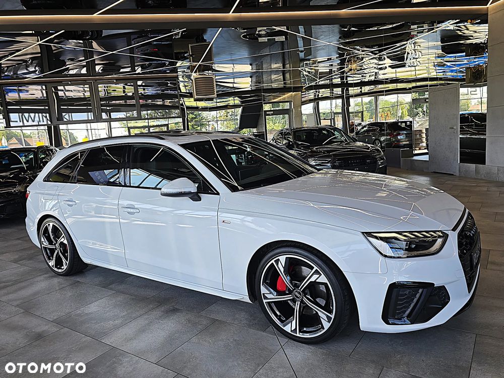 Audi A4 Avant 40 TDI quattro S tronic S line - 12