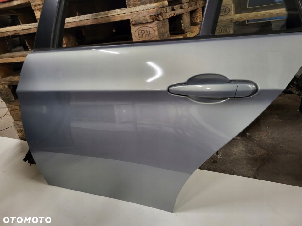 BMW 3 E90/91 DRZWI LEWY TYŁ ARKTISBLAU KOMPLETNE - 3