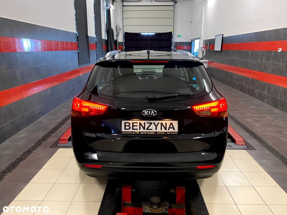 Kia Ceed 1.6 GDI XL - 10