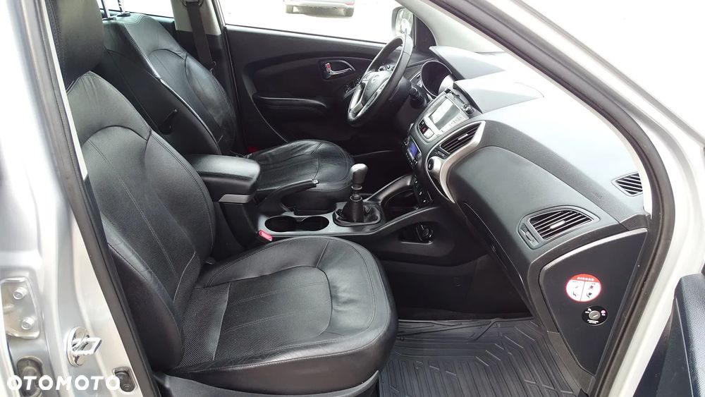 Hyundai ix35 1.7 CRDi 2WD blue Style - 12