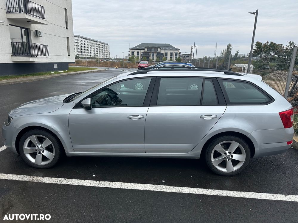 Skoda Octavia 2.0 TDI DSG Style - 5