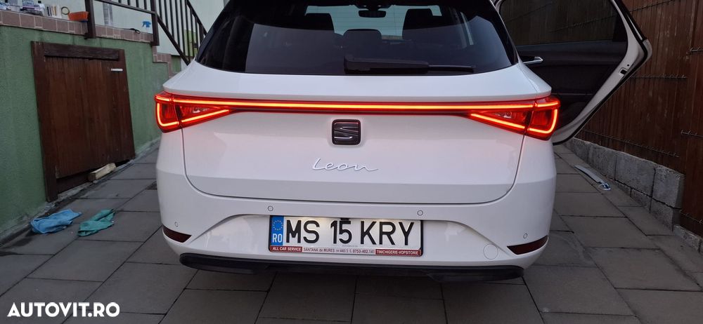 Seat Leon 2.0 TDI DSG Style - 11