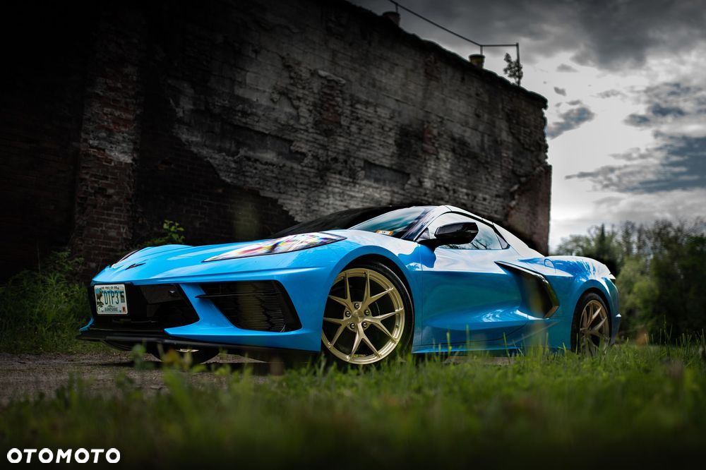 Chevrolet Corvette - 2