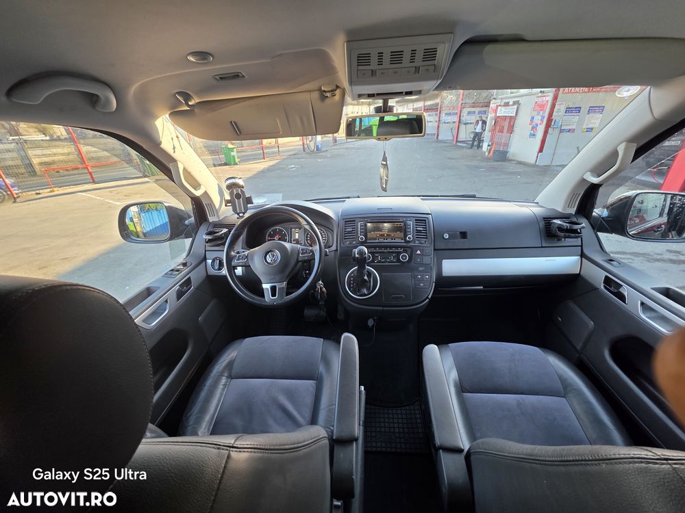 Volkswagen Multivan - 28