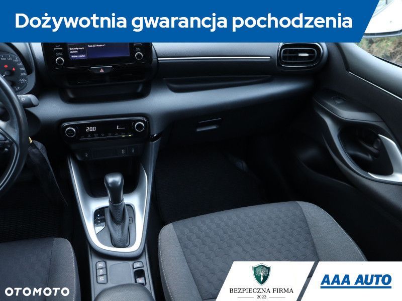 Mazda 2 - 10