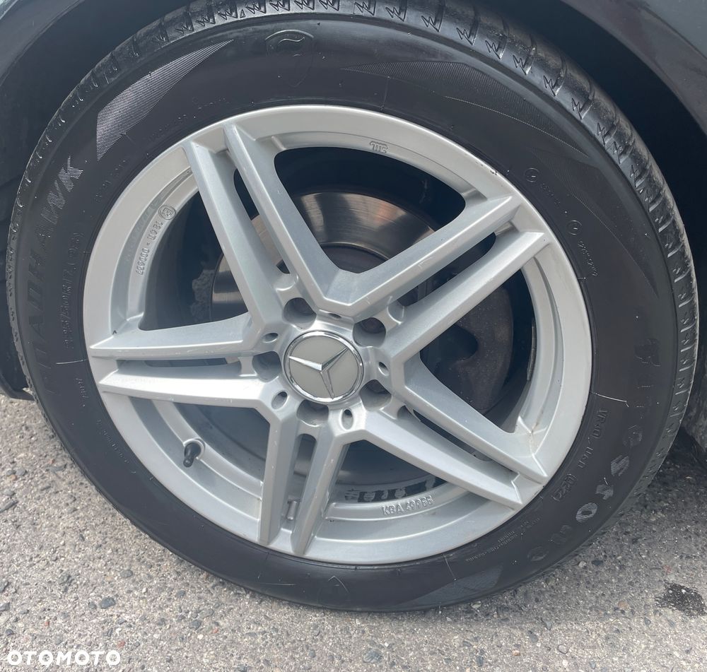 Mercedes-Benz Klasa C 200 CDI BlueEff Avantgarde - 27