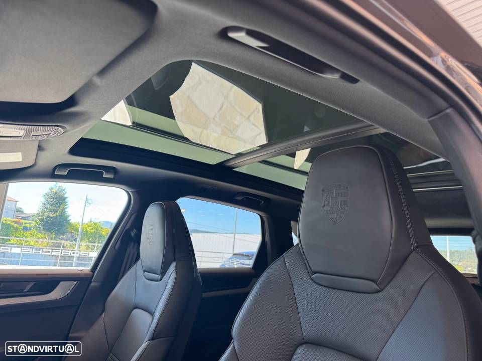 Porsche Cayenne E-Hybrid - 18