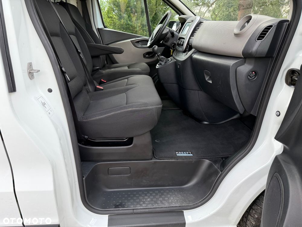 Renault Trafic - 31