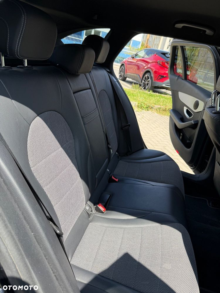 Mercedes-Benz Klasa C 200 4MATIC 9G-TRONIC - 8