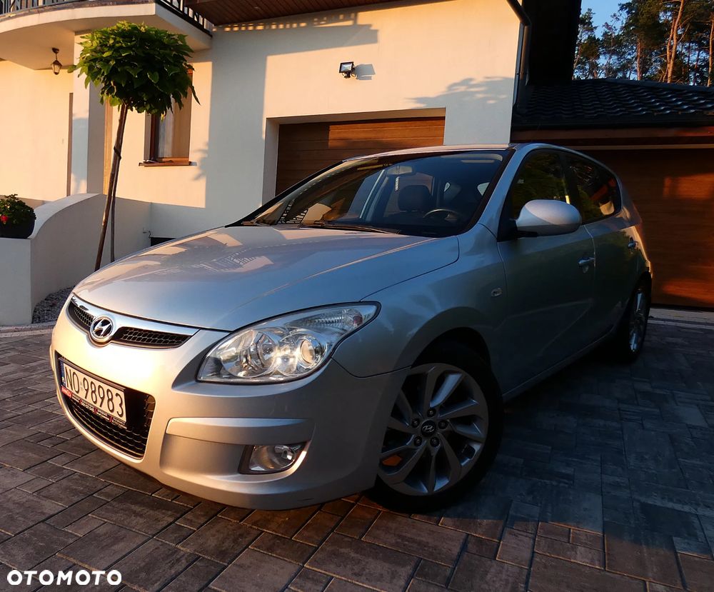 Hyundai i30 1.4 Comfort World Cup - 25