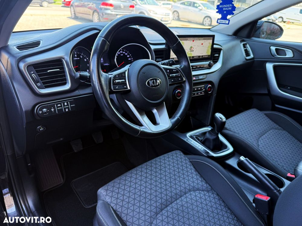 KIA Ceed 2020 — imagine 38