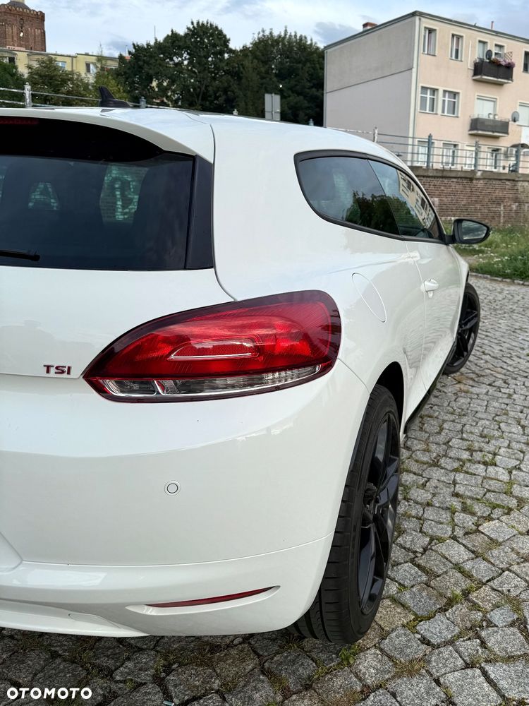 Volkswagen Scirocco 1.4 TSI DSG Edition - 5