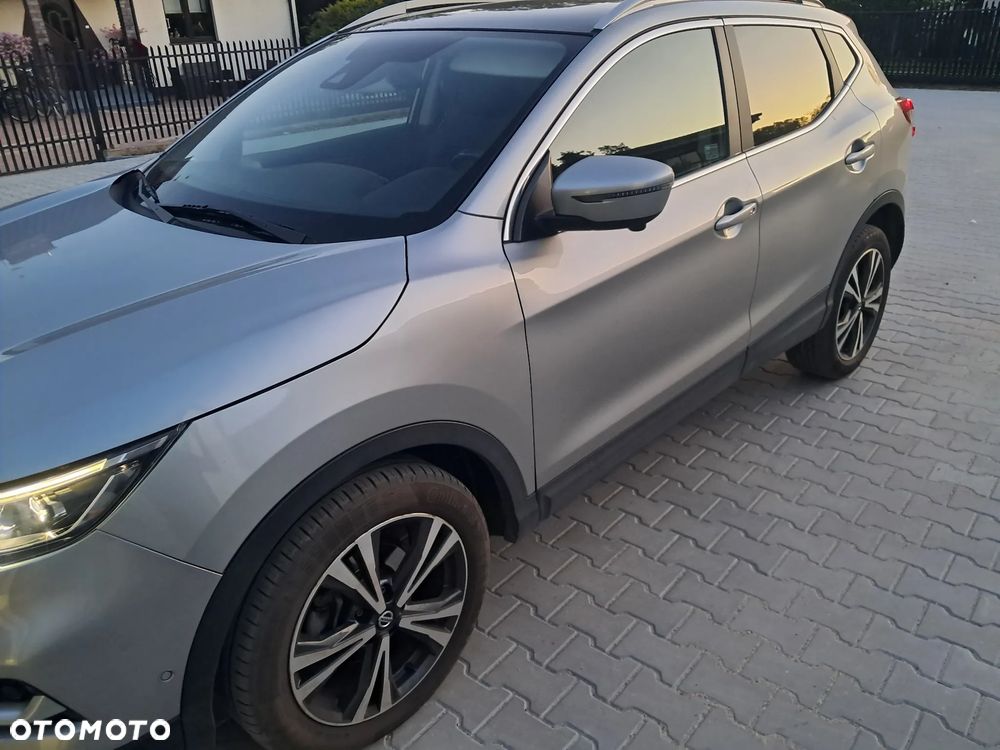 Nissan Qashqai 1.3 DIG-T N-Connecta DCT - 2