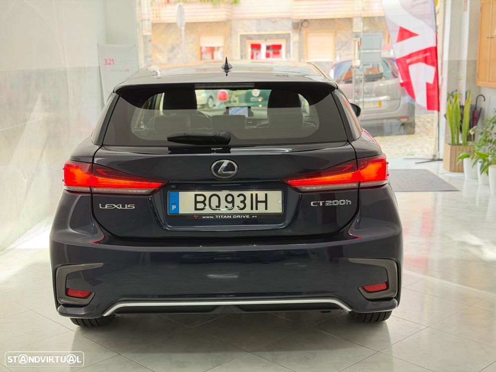 Lexus CT 200h Urban Edition - 31