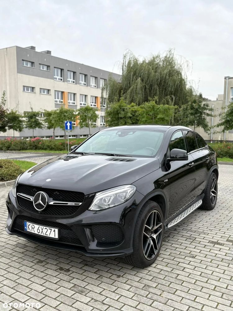 Mercedes-Benz GLE AMG Coupe 43 4-Matic - 1