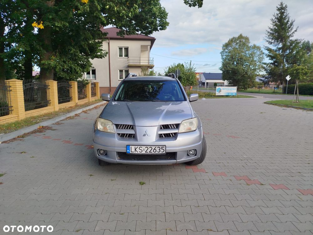Mitsubishi Outlander 2.4 Dakar - 1
