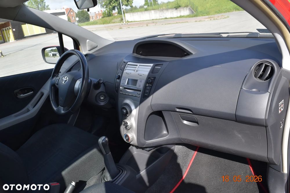 Toyota Yaris - 9