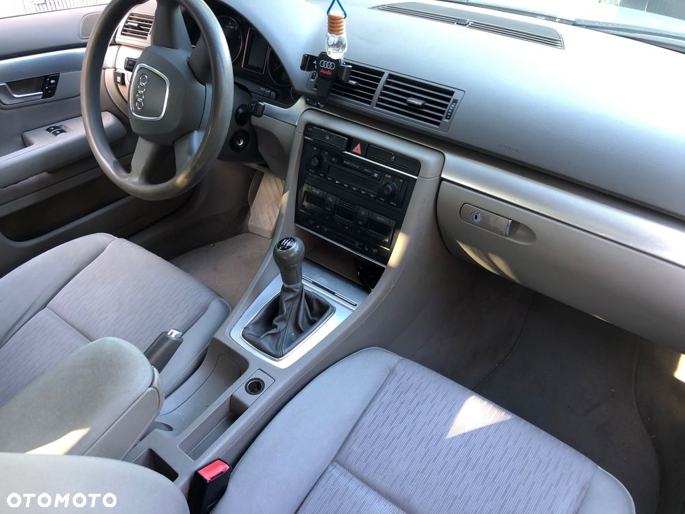 Audi A4 Avant 1.8 T - 6
