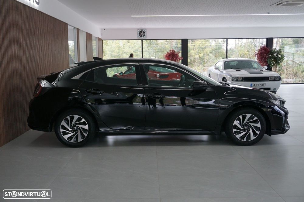 Honda Civic 1.0 i-VTEC Elegance - 16