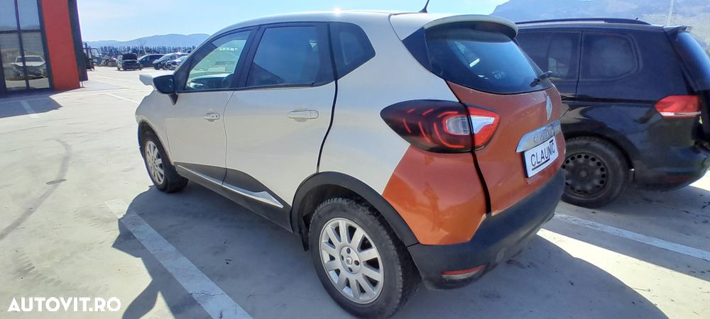 Dezmembram Renault Captur 1.5 dCi K9K 608 - 2