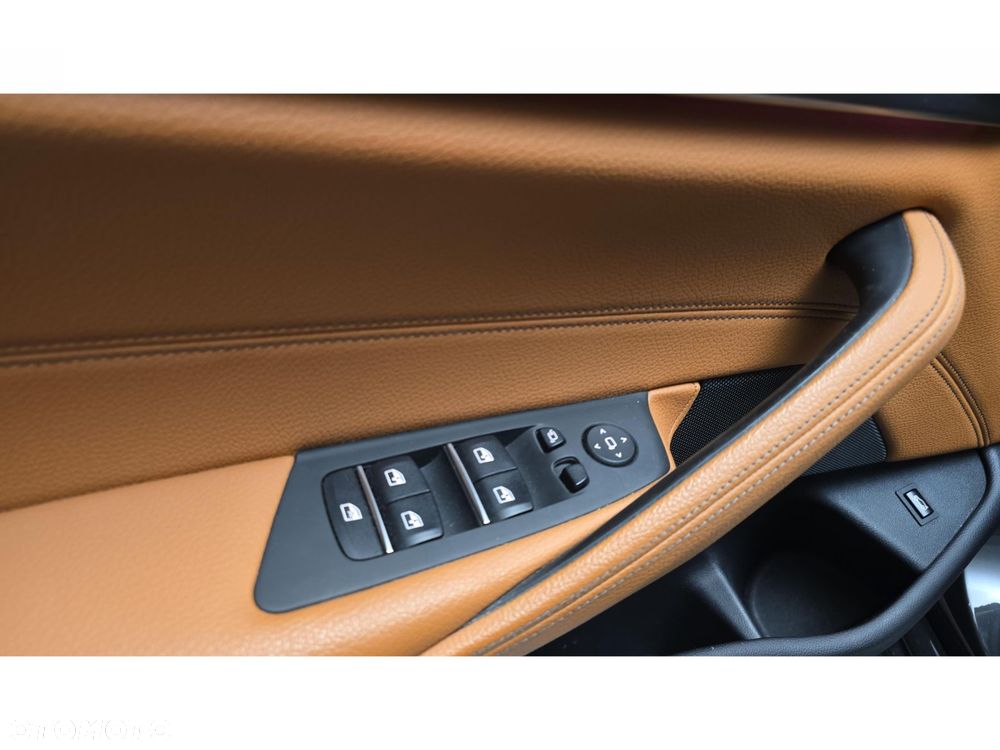 BMW Seria 5 - 29