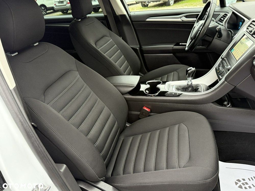 Ford Mondeo - 31